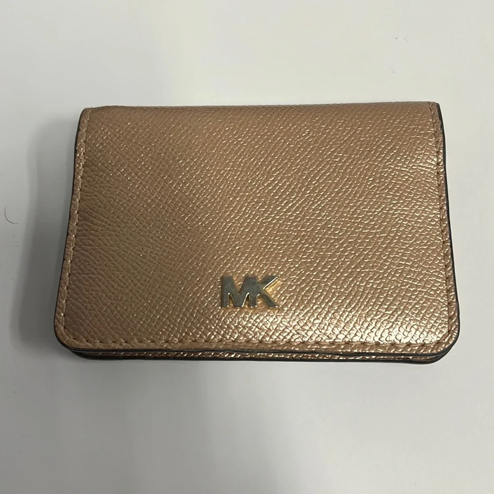 Rose gold Michael kors wallet - Picture 1 of 2
